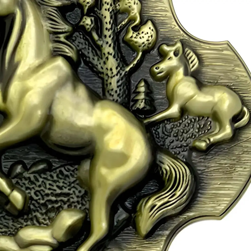 Bronze-colored horse relief belt buckle for connoisseurs in elegant horse design