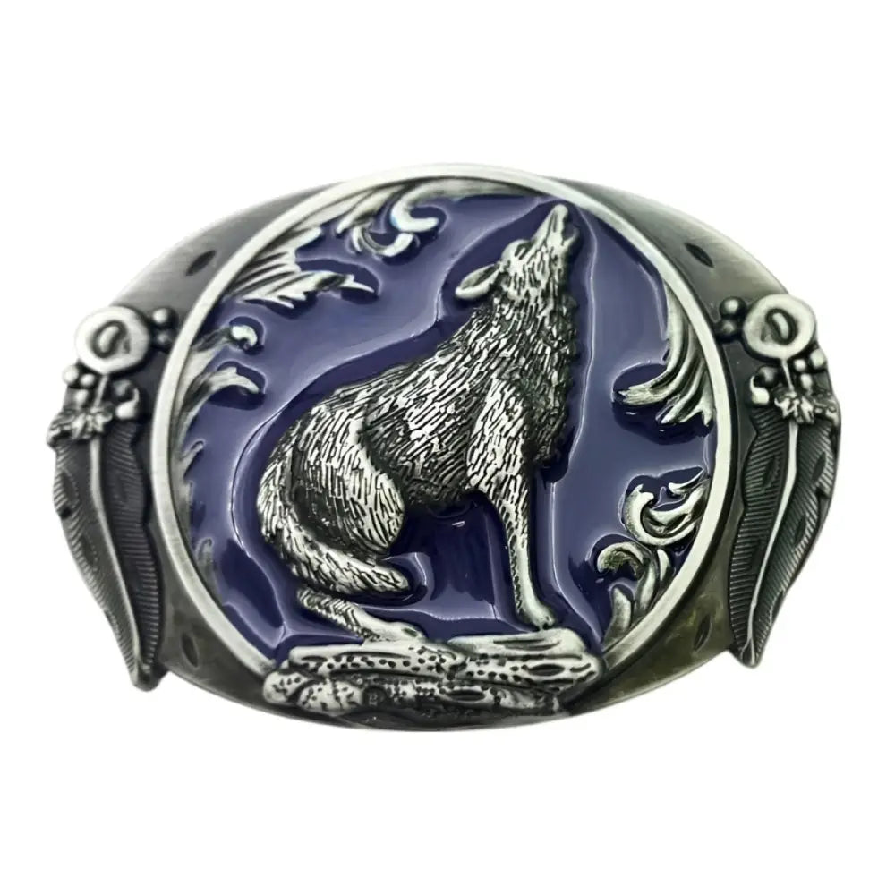 Oval belt buckle with a detailed howling Wolf design for rugged, stylish attire