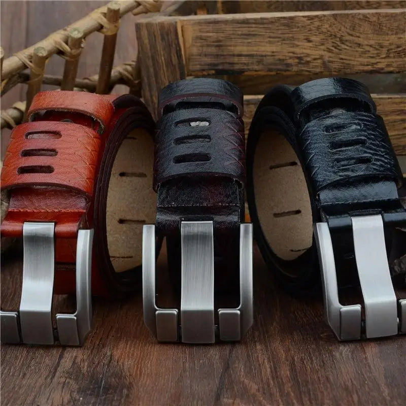 Men’s Tarxi Casual leather belts with metal buckles in black and brown for casual wear