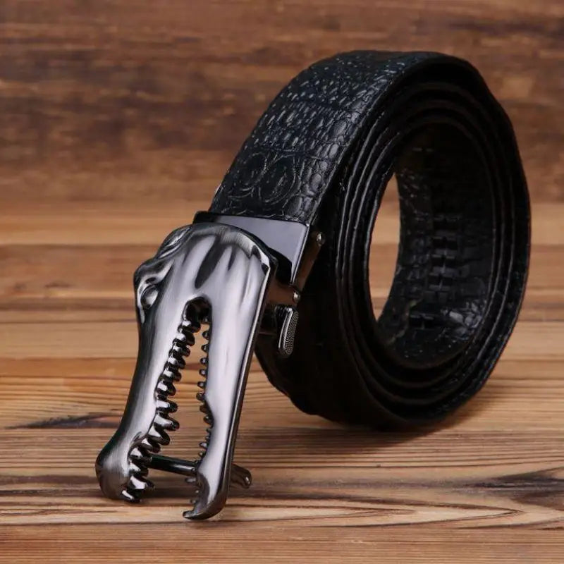 Yerik Model black crocodile-patterned belt with alligator head buckle for men’s fashion