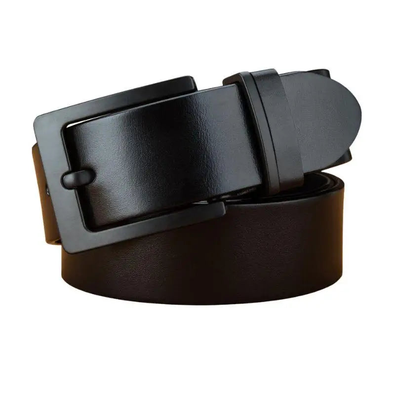 Black leather belt with square matte black buckle for elegant style