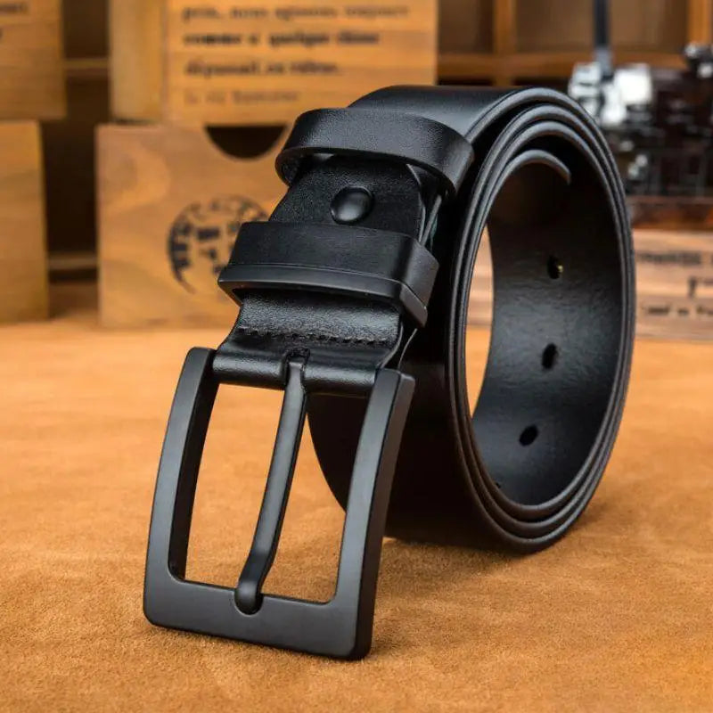 Elegant black leather belt with matte buckle for stylish accessories