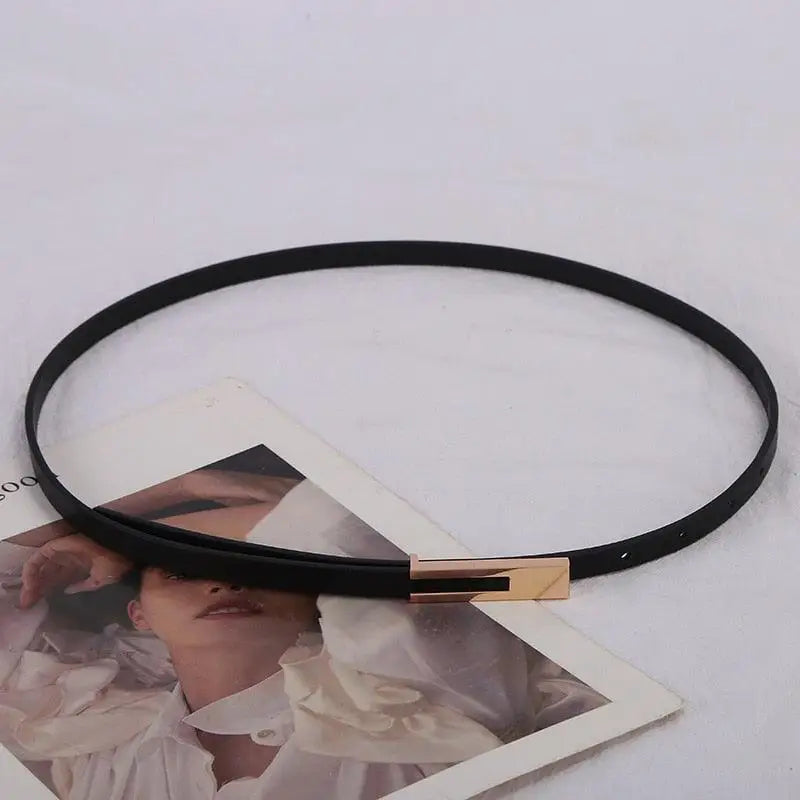 Women’s leather belt in black with gold buckle for stylish women’s leather accessories