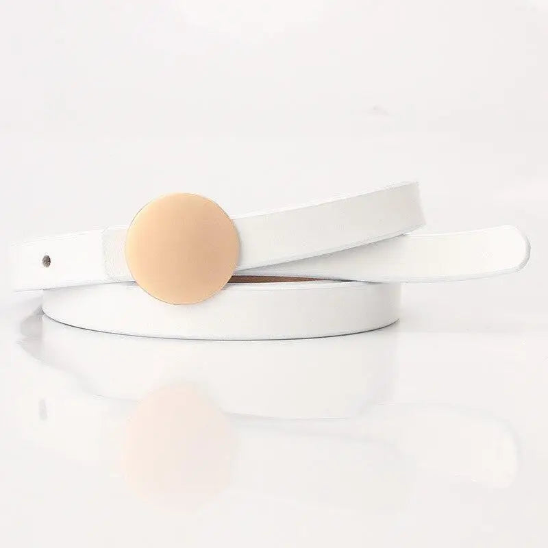 White belt with round buckle from Kira Leather Belt collection, made of premium leather