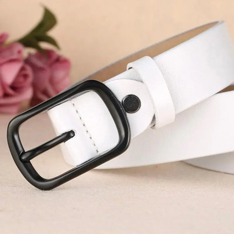 Genuine leather woman’s belt with black square buckle, ceinture en cuir pour femme