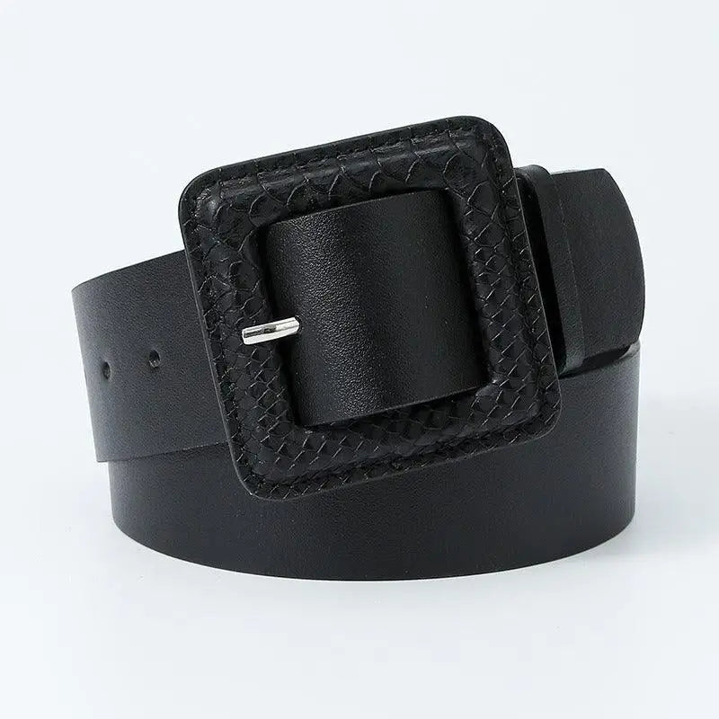 Wilna Belt Collection black leather belt with square buckle for stylish accessory