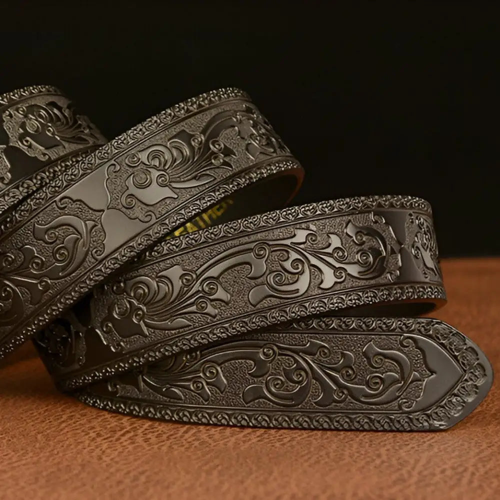 Animal Spirit Josh belt with embossed black leather and wolf buckle for a stylish look