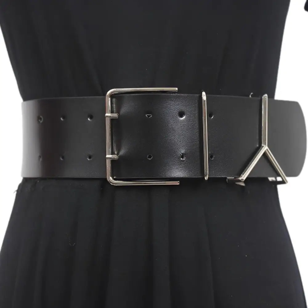 Extra large black elastic belt with silver buckle suitable for large XXL sizes