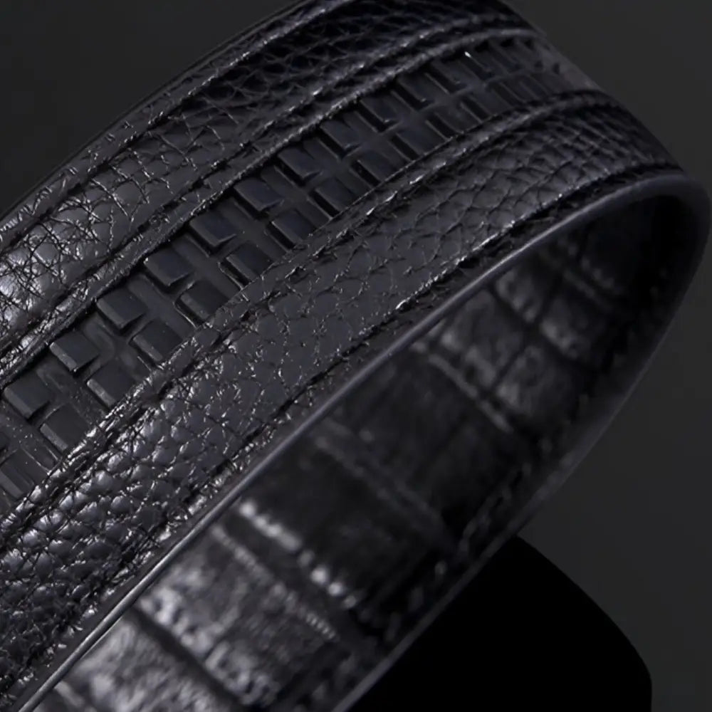 Black textured crocodile pattern leather belt for stylish men and women