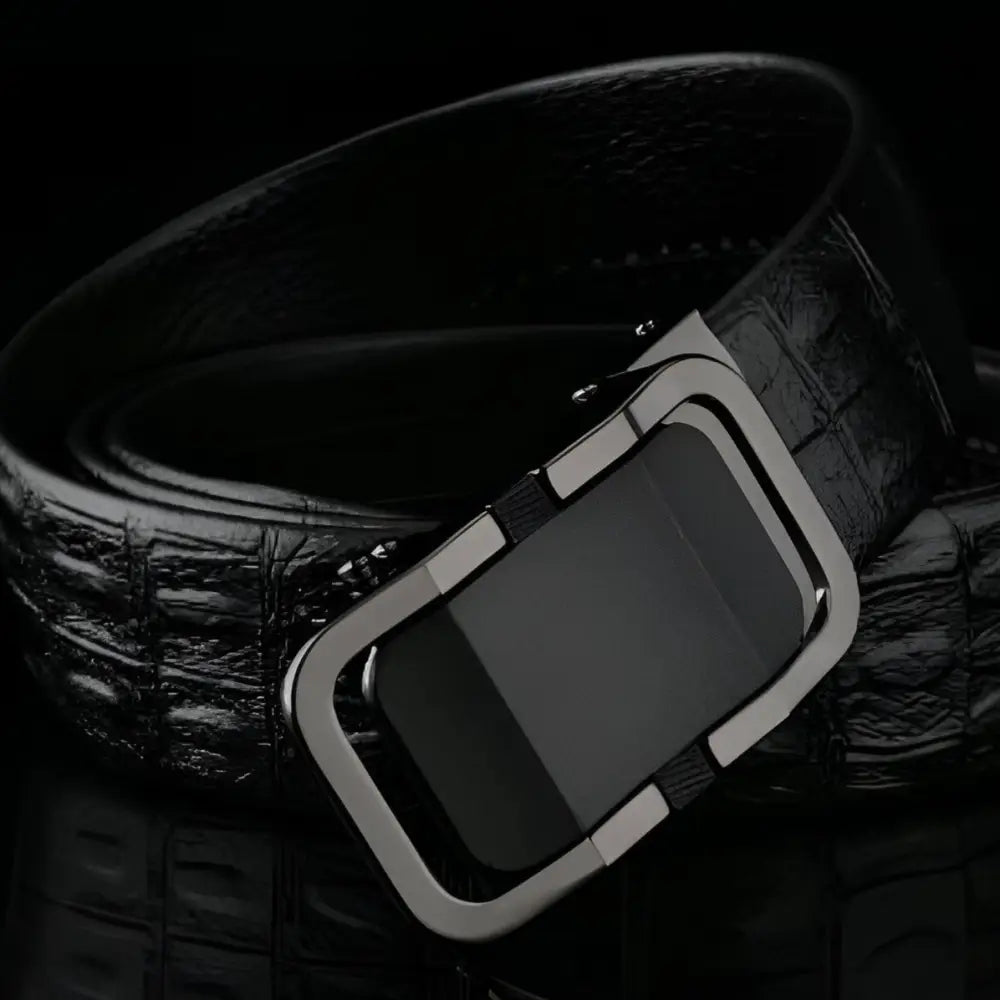 Black crocodile-pattern leather belt with gold rectangular buckle for elegant fashion style