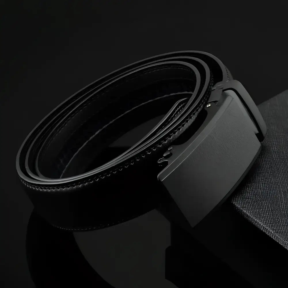 Black leather ratchet belt with automatic buckle for men’s leather by Rouben Men’s Leather