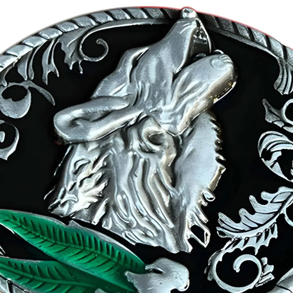 Silver Wolf Belt Buckle with Howling Wolf Design showcasing a stylish belt buckle accessory