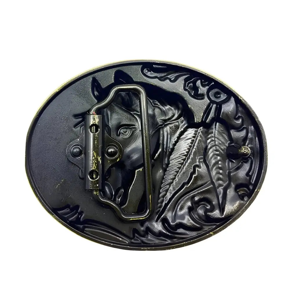 Oval belt buckle with horse and feather design from the Hank Model collection