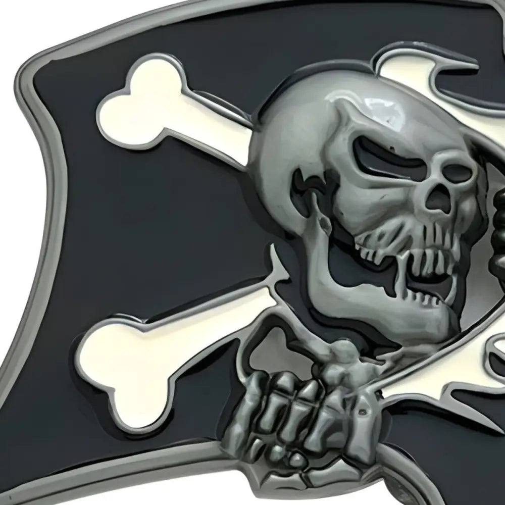 Skull and Crossbones Belt Buckle for a bold fashion statement