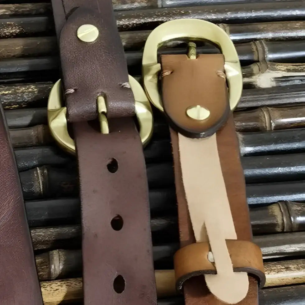 Leather belt with brass buckle for classic style Brown Leather Belt with Brass Buckle