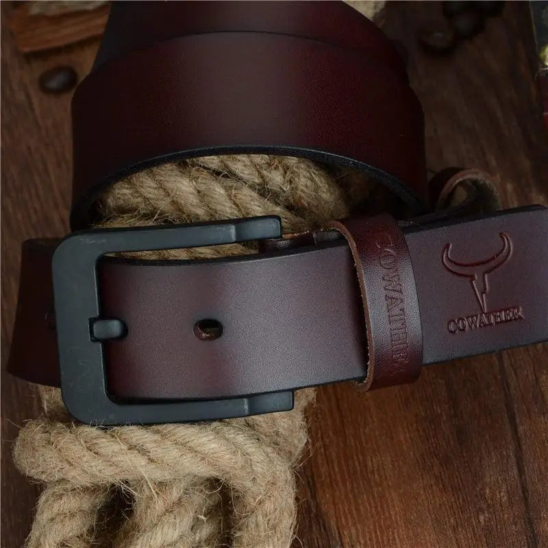 Artyom leather belt with black buckle for elegant styling and sophisticated look