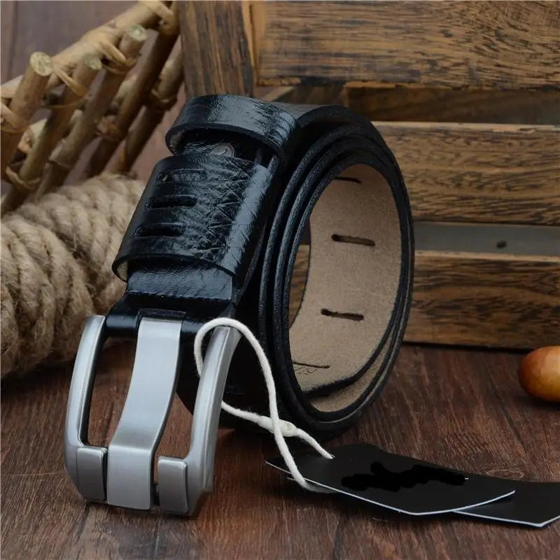 Black leather belt with silver buckle from Men’s Tarxi Casual Leather Belts collection