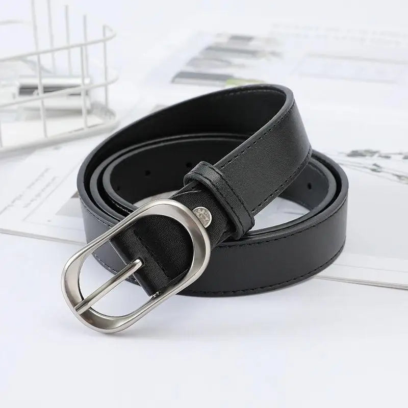 Geraldine Women’s Belt in Black Leather with Silver Buckle for stylish women’s belt look