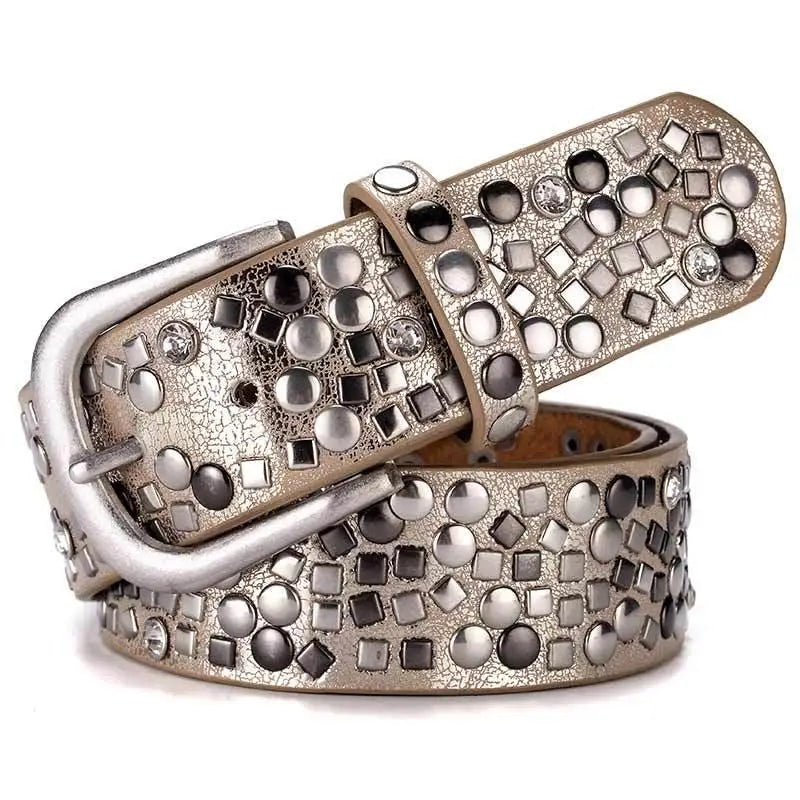 Gaylia Belt stylish woman’s outfit featuring a studded silver leather belt with buckle