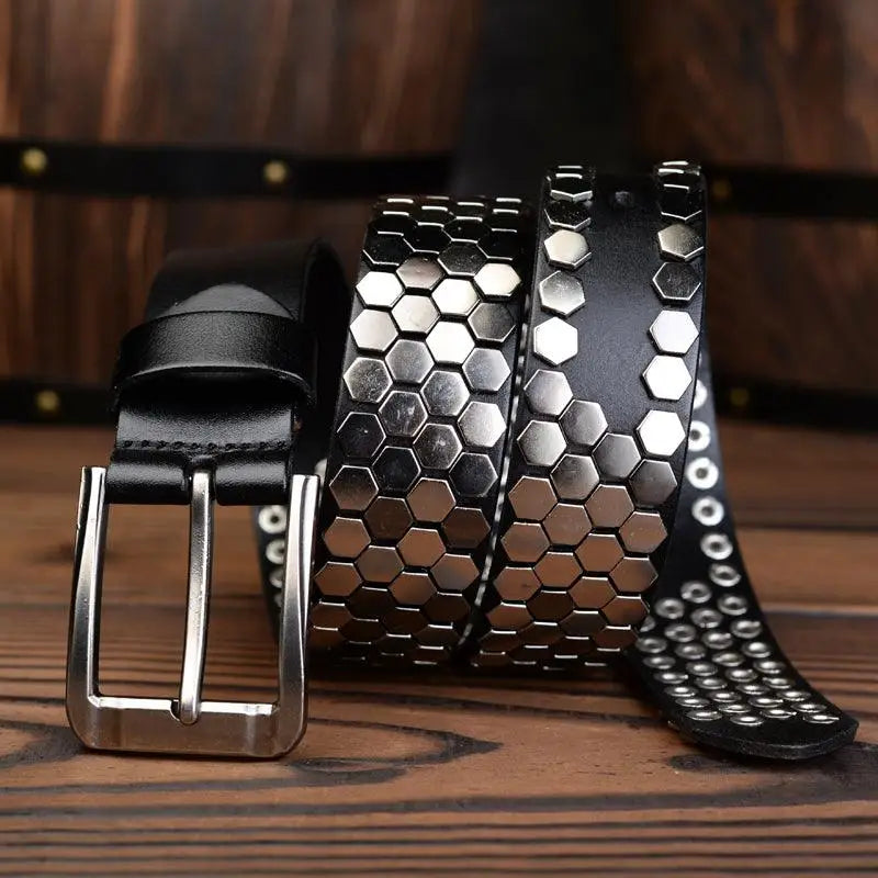 Osonia studded belt with black leather, silver buckle, and hexagonal studs for a stylish look