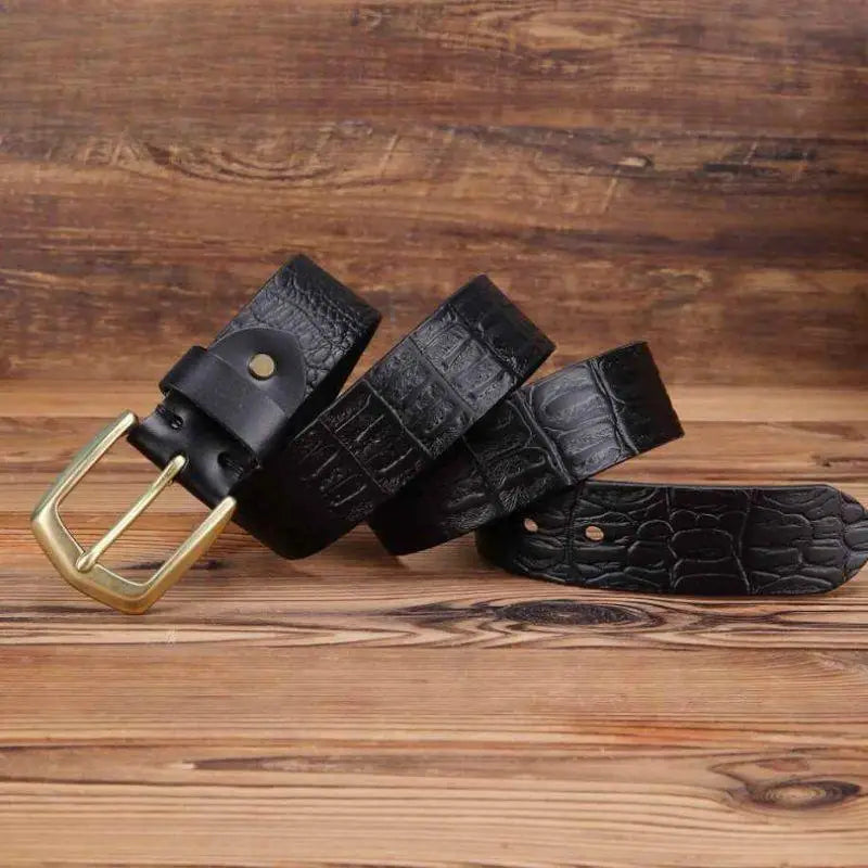 Black crocodile-effect leather belt with gold buckle for stylish accessories