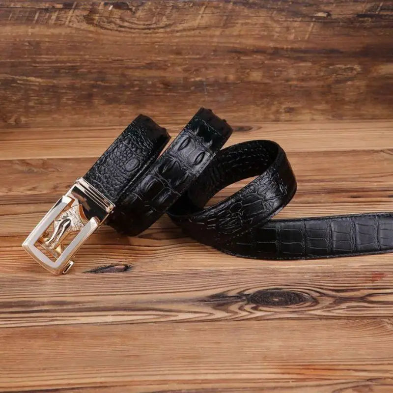 Black crocodile-patterned Ravil Belt with leather and elegant gold buckle details