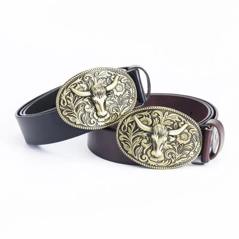 Black leather siku belt with two bull-motif buckles for a stylish, premium look