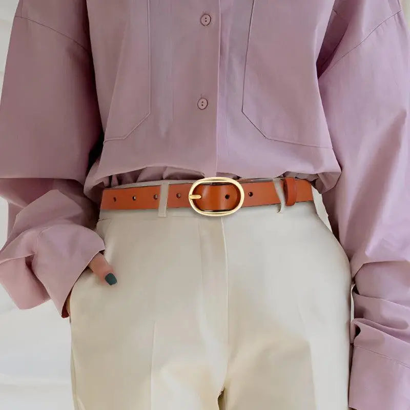 Fiona Women’s Belt in brown leather with gold oval buckle for women’s fashion