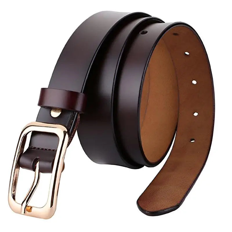 Brown leather belt with gold buckle worn with White Sweater and Blue Jeans for women