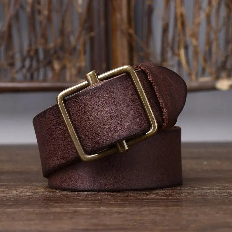 Strumiana leather belt with brass square buckle showcasing premium leather craftsmanship