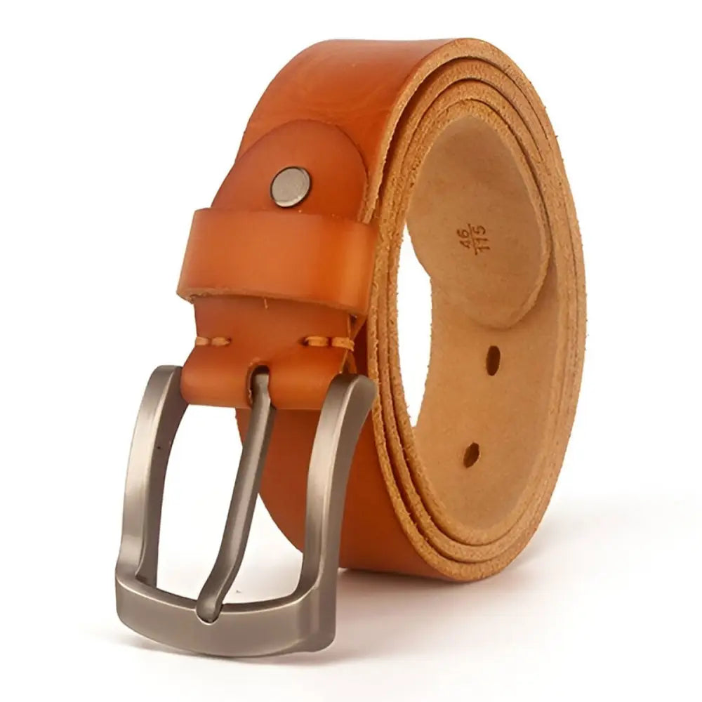 Full-grain leather belt with metal buckle for men’s formal wear