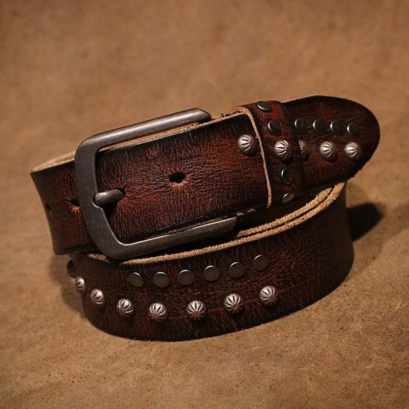 Lulia Model full-grain leather belt with studded design and skull embellishments