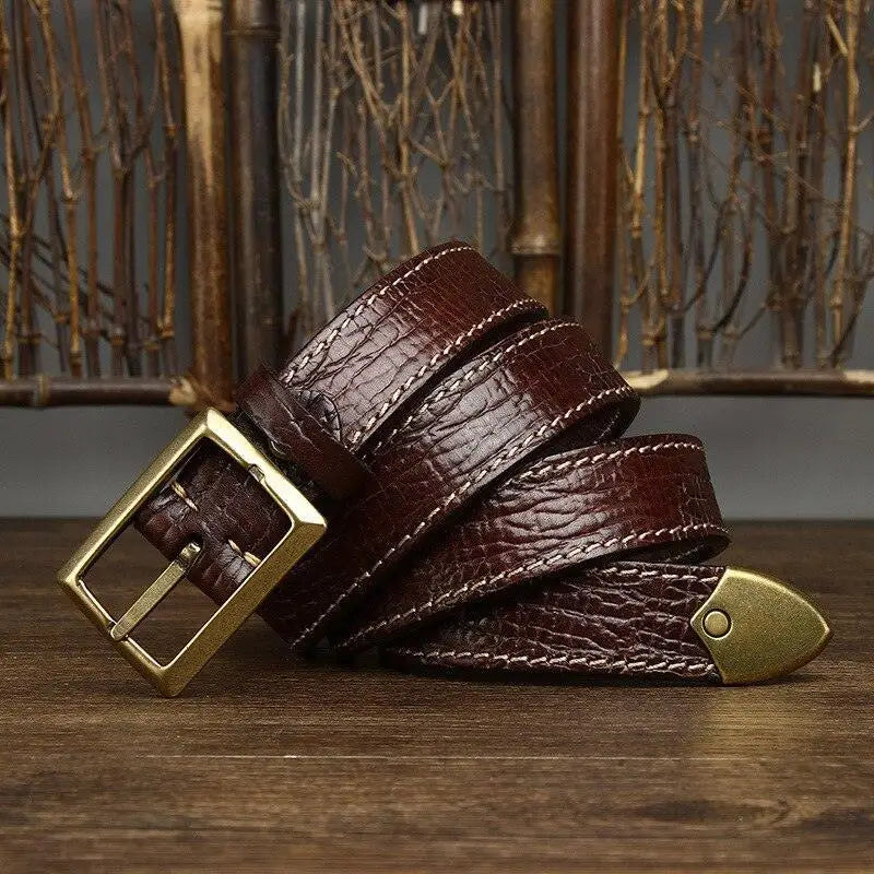 Avainia leather belt with gold buckle from the Avainia Leather Belt Collection for men and women