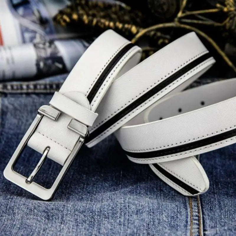White belt with black stripe versatile accessory leather belt with silver buckle for men