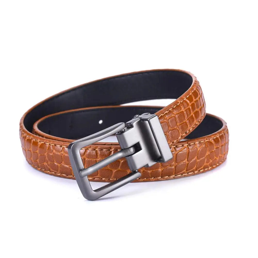 Vegan leather crocodile-patterned belt with metal buckle for versatile fashion styles