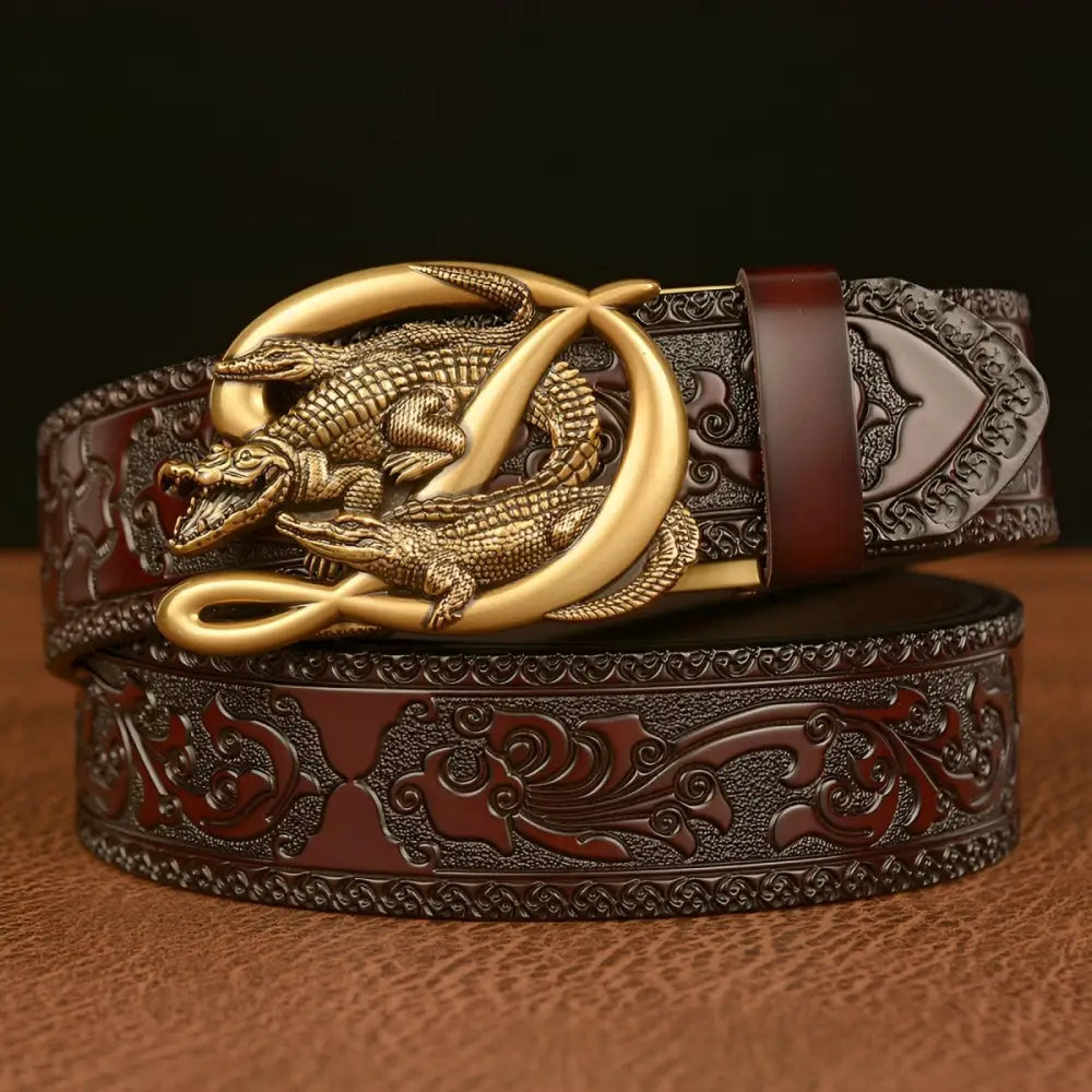 Embossed leather belt with a crocodile buckle for a sophisticated accessory