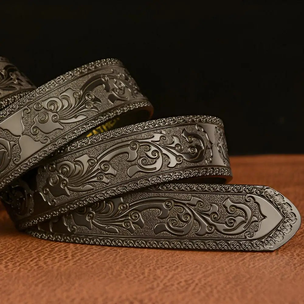 Embossed leather belt featuring dragon head motif and buckle, ideal for ceinture esprit animal style