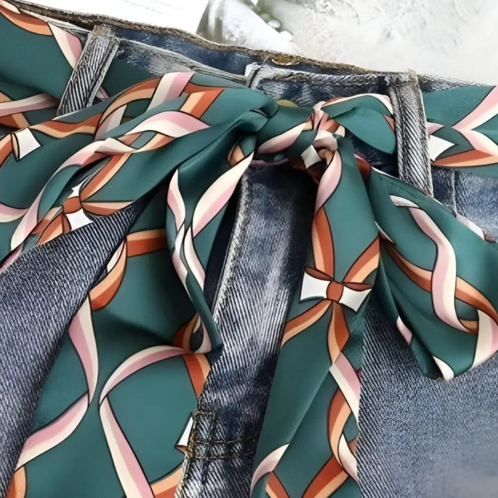 Blue jeans with solano ribbon pattern scarf belt and green ribbon pattern scarf for stylish wear
