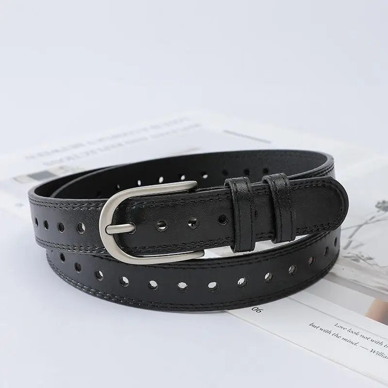 Tatiana Model black leather belt with U-shaped silver buckle for stylish wear