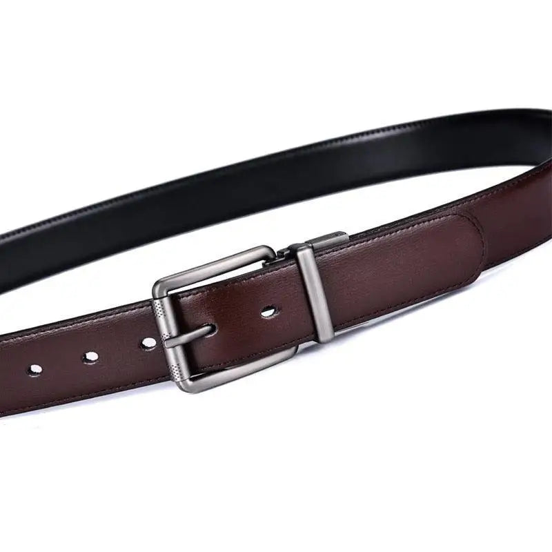 Reversible genuine leather belt with silver buckle in brown and black colors