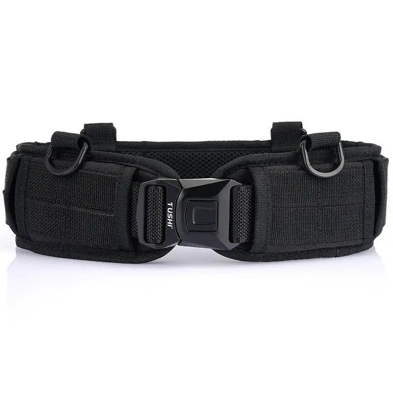 Skeggi Molle tactical belt in black with metal buckle and D-rings for military use