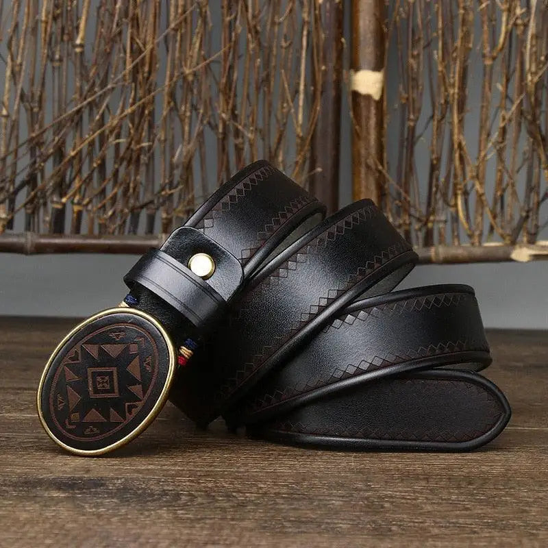 Black leather belt from Sciria Belt Collection with stylish patterned buckle