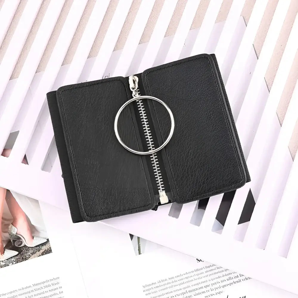 Black wallet with zipper and ring suitable for Esmé Zip Corset Belt accessories