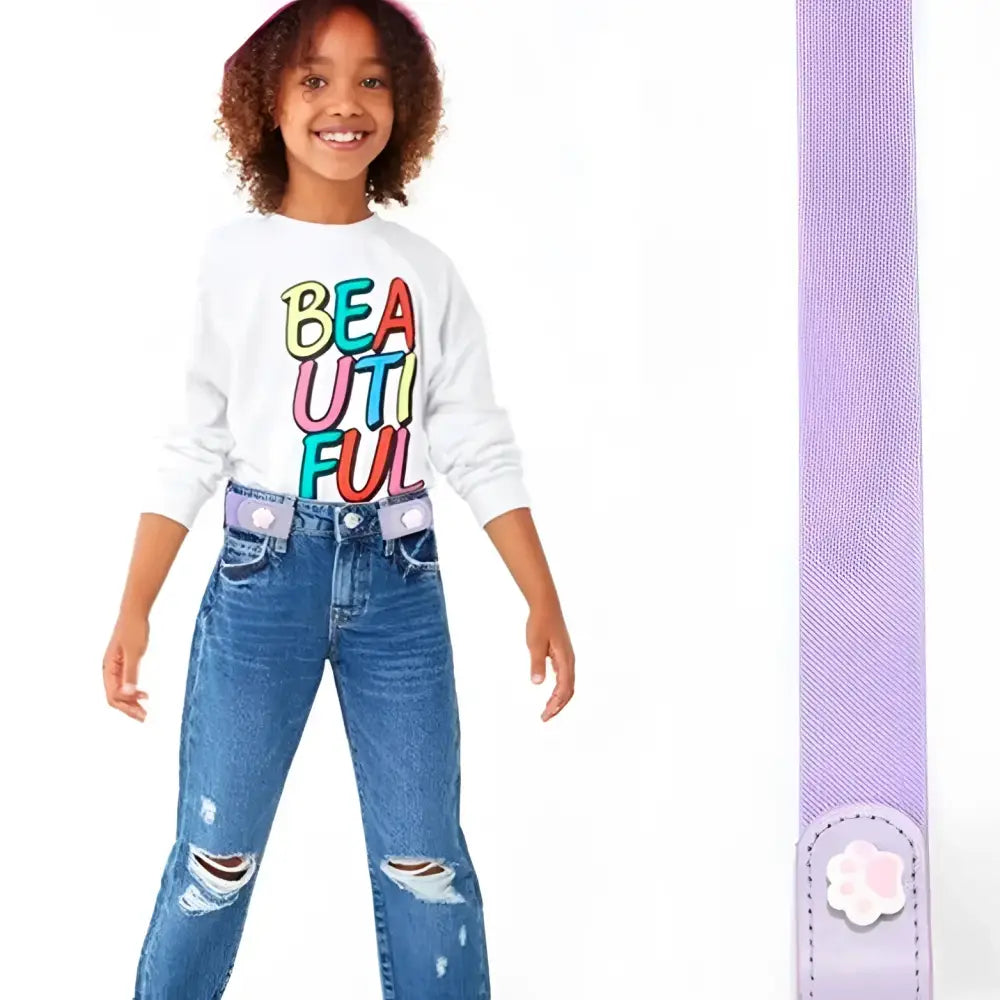 Girl’s lavender Eulalie belt with cartoon button and cat paw closures