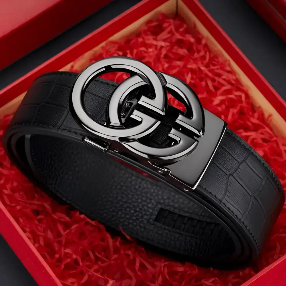 Black leather belt featuring an interlocking G buckle from the Interlocking Circle Buckle Leather Belt collection