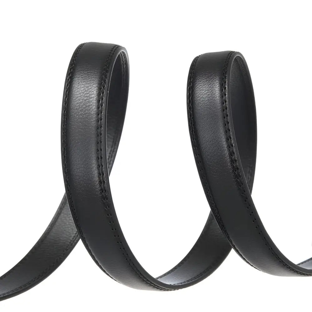 Black leather belt loops on Hermine Leather Belt in Black Leather for a classic look