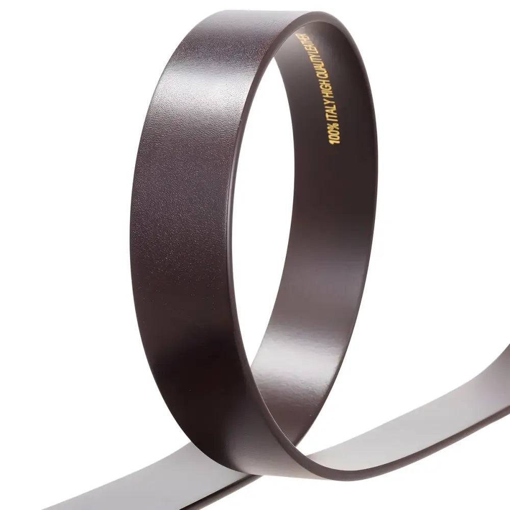 Brown leather belt strap showcasing a classic style for versatile fashion and accessories