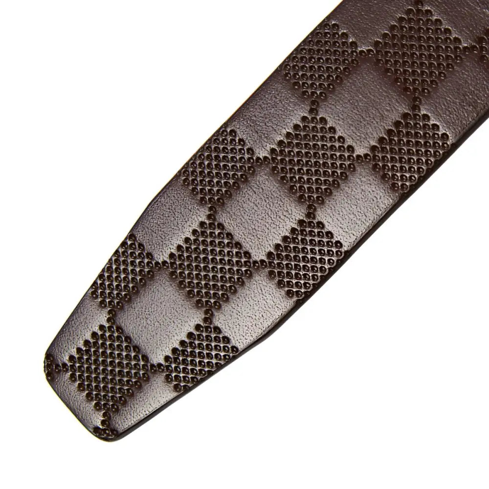 Brown leather belt strap with diamond pattern for a stylish look in black checkered leather belt