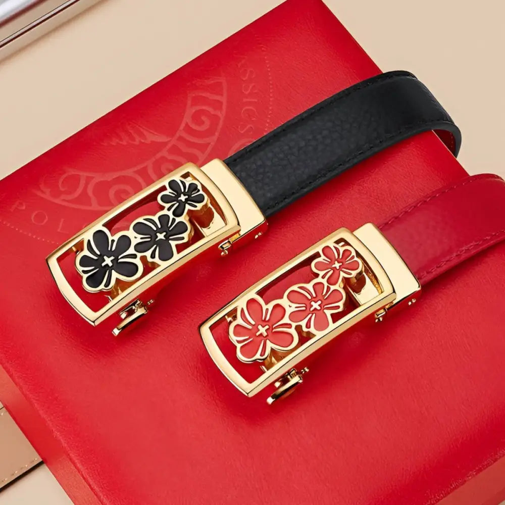 Grained leather belt with a unique floral buckle featuring three flowers