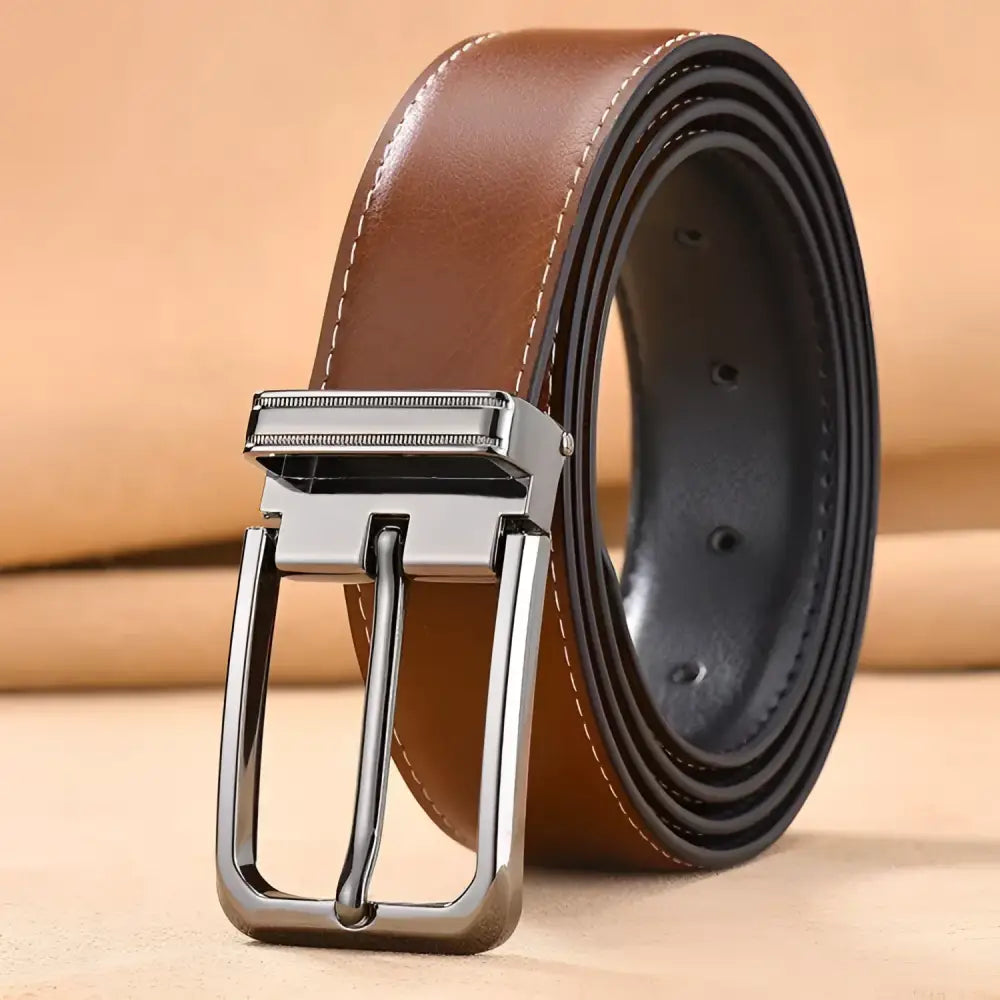 Brown leather suit belt with silver buckle, stylish leather suit belt en cuir option